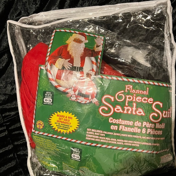 Santa Suit - Picture 1 of 2
